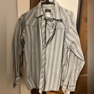 Men’s Patagonia western style shirt